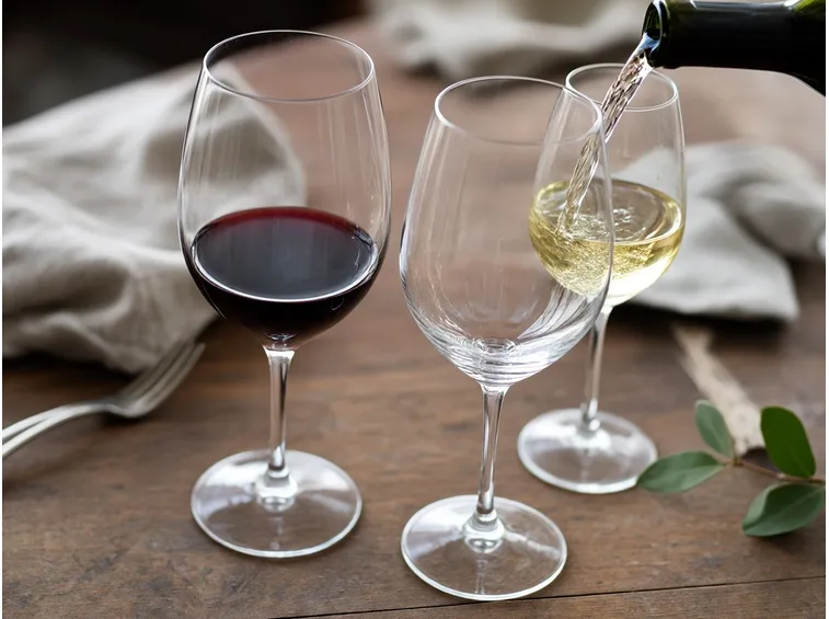 degusta vino