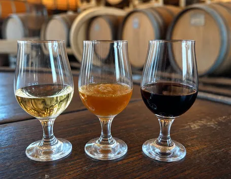 Mosto cotto, saba e vino cotto: tre nomi da non confondere